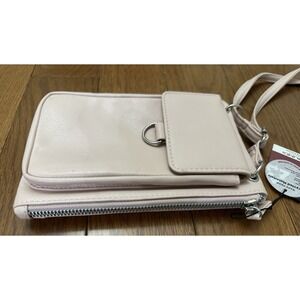 Mundi Cornelia Crossbody‎ Women's Wallet Cell Phone Bag Shoulder Strap Pink  NWT